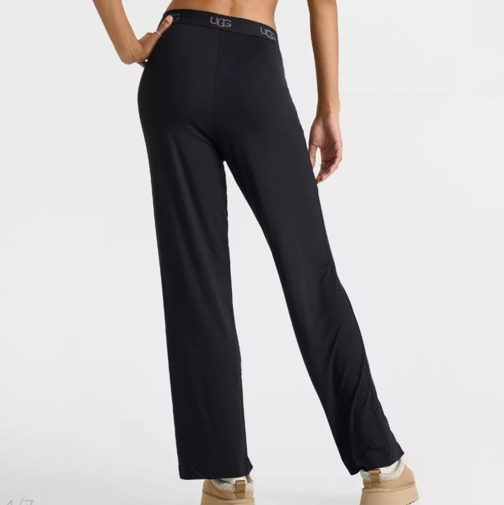 UGG‎ Women's Classic Black Relaxed Pants